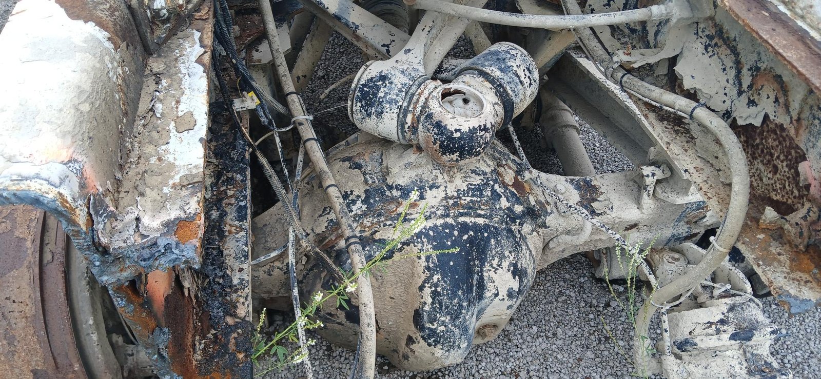 DD 463 6×6 Cutoff With Chalmers suspension ( Full Lockers ) - Image 6